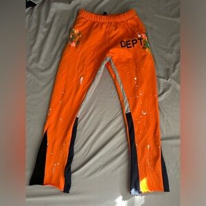 Gallery dept, Size M never worn